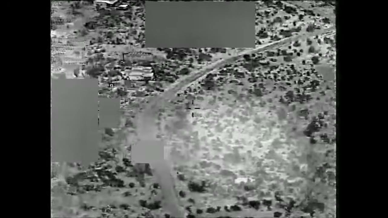 Light / Orb over United States border region (unspecified)