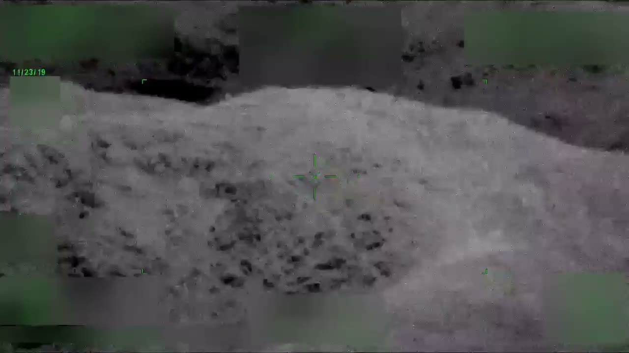 Light / Orb over United States border region (unspecified)